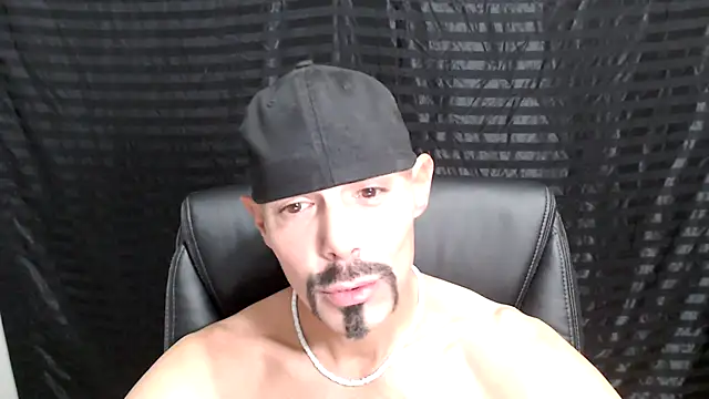 Snapshot of ThickD2C chatting on 30, 12, 2024 ThickD2C online show from 30, 12, 2024