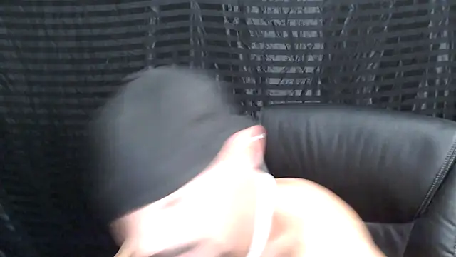 Snapshot of ThickD2C chatting on 31, 12, 2024 ThickD2C online show from 31, 12, 2024