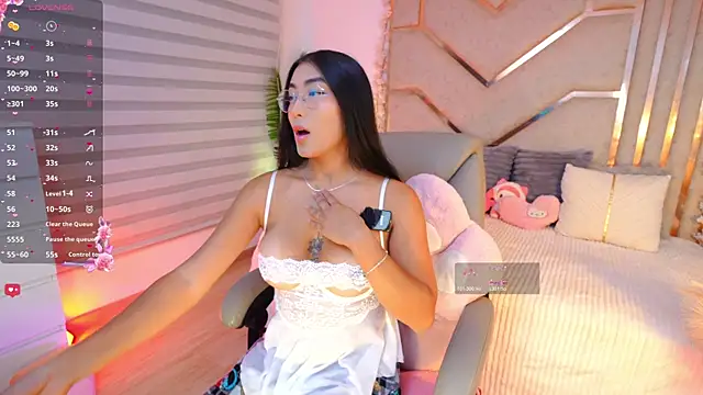 Snapshot of shanon- chatting on 15, 7, 2026 shanon- online show from 15, 7, 2026