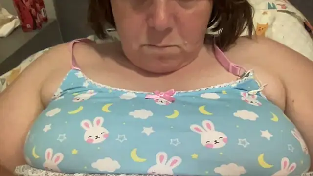 Snapshot of ParisNova chatting on 23, 6, 2026 ParisNova online show from 23, 6, 2026
