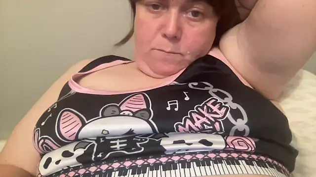 Snapshot of ParisNova chatting on 1, 5, 2026 ParisNova online show from 1, 5, 2026