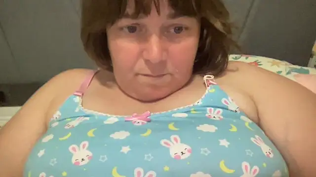 Snapshot of ParisNova chatting on 20, 6, 2026 ParisNova online show from 20, 6, 2026