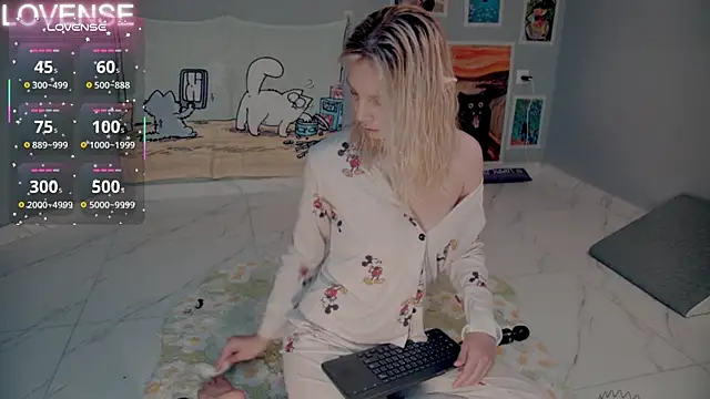 Careful i bite online show from 24, 9, 2025