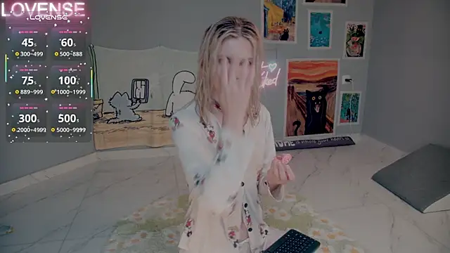Careful i bite online show from 21, 9, 2025