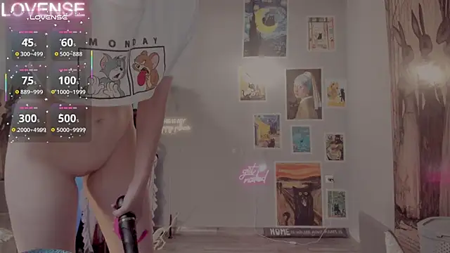 Careful i bite online show from 17, 11, 2025