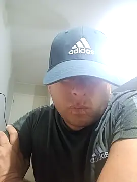 chicoguapo8 online show from 25, 2, 2025