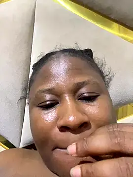 catty3232 online show from 18, 10, 2025