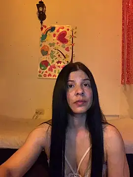 Estefani 32 online show from 25, 3, 2026