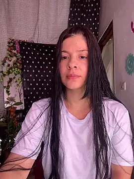 Snapshot of Estefani_32 chatting on 15, 6, 2026 Estefani 32 online show from 15, 6, 2026