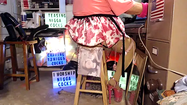 Snapshot of tgirljillforbbc chatting on 5, 10, 2025 tgirljillforbbc online show from 5, 10, 2025