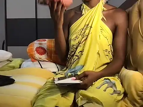 choco petite online show from 10, 10, 2025