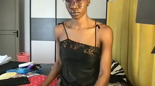 choco petite online show from 14, 3, 2025