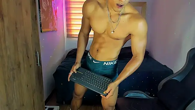 Snapshot of Liam_V chatting on 15, 2, 2025 Liam V online show from 15, 2, 2025