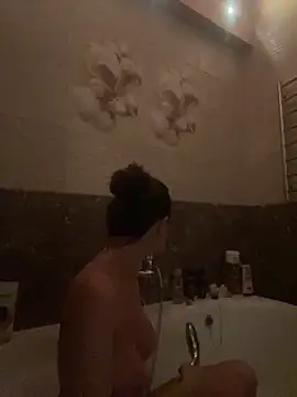 Flossy Vettie online show from 4, 2, 2026