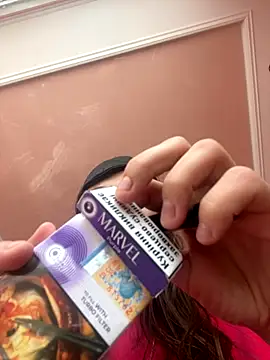 Flossy Vettie online show from 28, 10, 2025