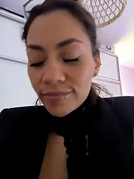 SamyJones9 online show from 2, 11, 2025