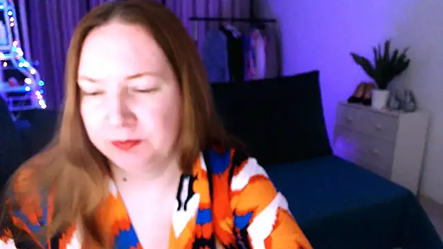 GoddessLara online show from 10, 1, 2025