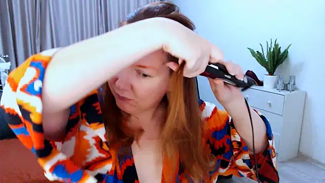 GoddessLara online show from 3, 10, 2025