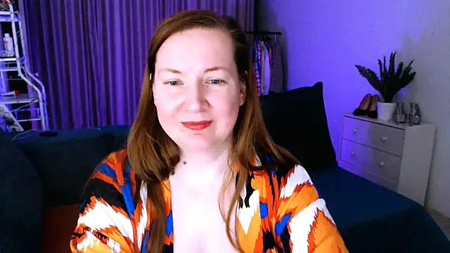 GoddessLara online show from 5, 1, 2025