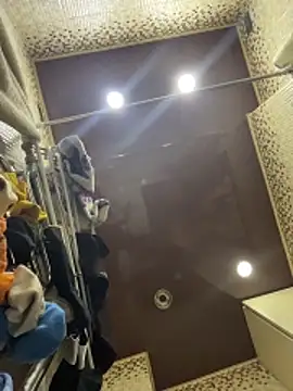 Lisaaan online show from 25, 2, 2026