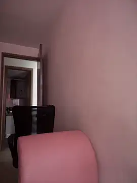 Snapshot of DulceLenns chatting on 8, 11, 2025 DulceLenns online show from 8, 11, 2025