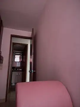 Snapshot of DulceLenns chatting on 30, 10, 2025 DulceLenns online show from 30, 10, 2025