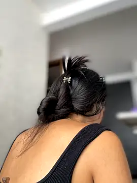 Snapshot of DulceLenns chatting on 10, 9, 2025 DulceLenns online show from 10, 9, 2025