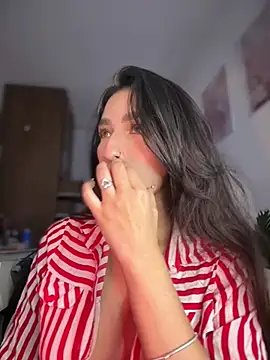 DulceLenns online show from 2, 2, 2026