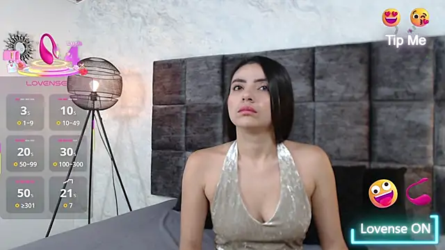SusanRodriguez  online show from 18, 9, 2025