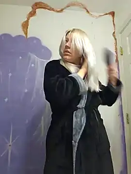 ScarletCallings420 online show from 7, 12, 2024