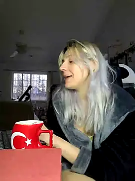 ScarletCallings420 online show from 24, 1, 2025