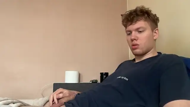 Snapshot of sexybooii6968 chatting on 13, 11, 2025 sexybooii6968 online show from 13, 11, 2025