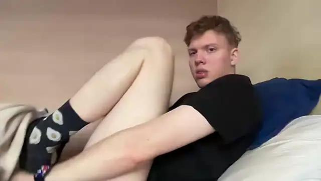 Snapshot of sexybooii6968 chatting on 18, 10, 2025 sexybooii6968 online show from 18, 10, 2025