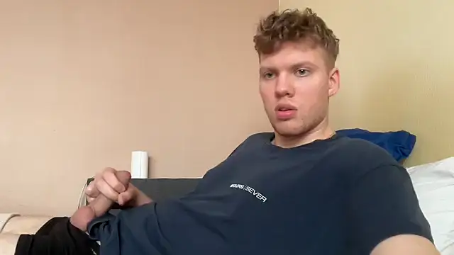 sexybooii6968 online show from 11, 2, 2026