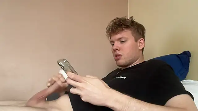 Snapshot of sexybooii6968 chatting on 18, 11, 2025 sexybooii6968 online show from 18, 11, 2025