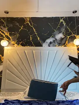 scarlett sexx69 online show from 8, 4, 2026