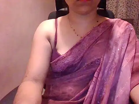 Snapshot of Pinky_4 chatting on 8, 6, 2026 Pinky 4 online show from 8, 6, 2026