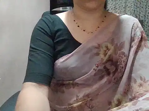 Snapshot of Pinky_4 chatting on 7, 5, 2026 Pinky 4 online show from 7, 5, 2026