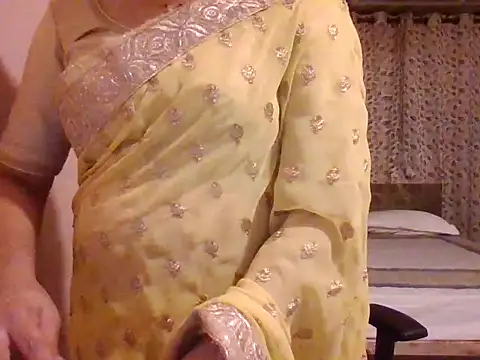 Pinky 4 online show from 14, 4, 2026