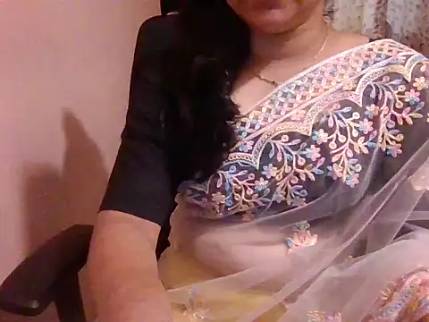 Snapshot of Pinky_4 chatting on 4, 5, 2026 Pinky 4 online show from 4, 5, 2026