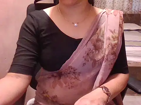 Snapshot of Pinky_4 chatting on 8, 5, 2026 Pinky 4 online show from 8, 5, 2026