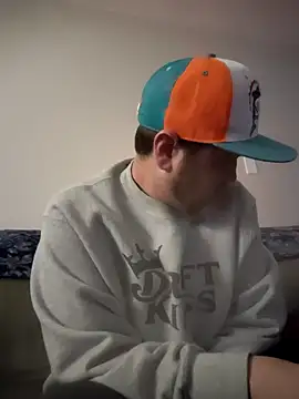 Snapshot of EZYves chatting on 7, 12, 2024 EZYves online show from 7, 12, 2024