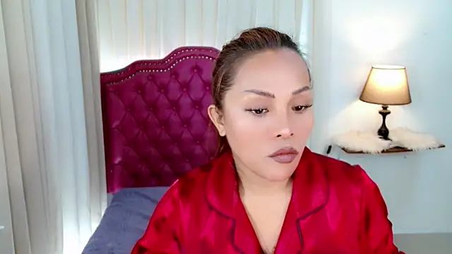 DreamLADYBOY online show from 8, 4, 2026