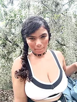 Simone Miller online show from 3, 3, 2025