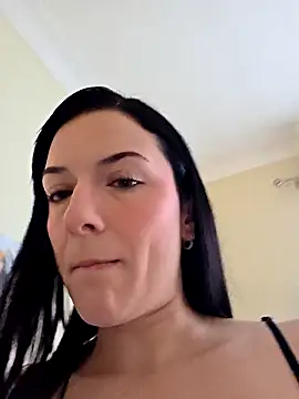 Evelyn Jade online show from 1, 2, 2026
