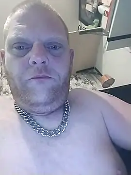 Snapshot of Baumhackel chatting on 6, 5, 2026 Baumhackel online show from 6, 5, 2026