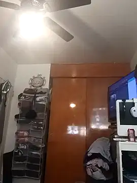 Snapshot of BIG-CkD_F chatting on 19, 9, 2025 BIG-CkD F online show from 19, 9, 2025