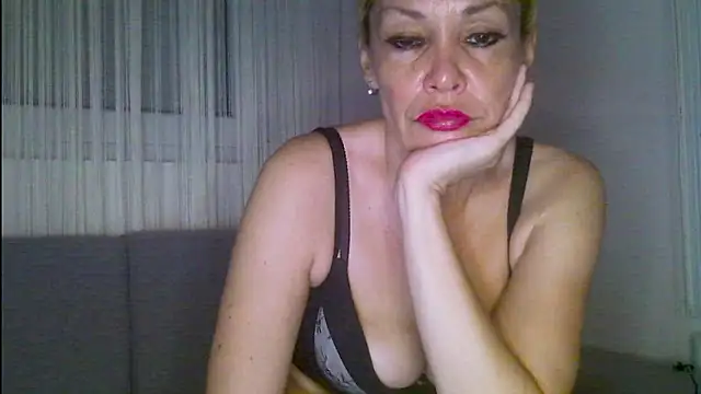 Snapshot of EvaaMina chatting on 17, 6, 2026 EvaaMina online show from 17, 6, 2026