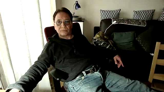 HETEREOMAN online show from 12, 4, 2026
