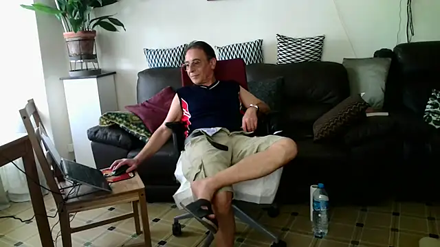 HETEREOMAN online show from 21, 9, 2025